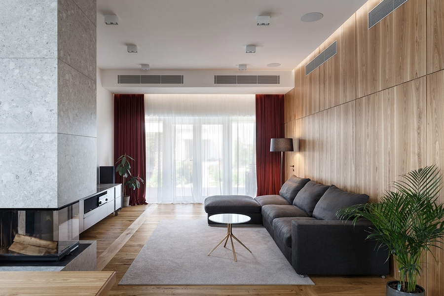 Gạch lát nền với gam màu gỗ giúp không gian phòng khách bừng sáng