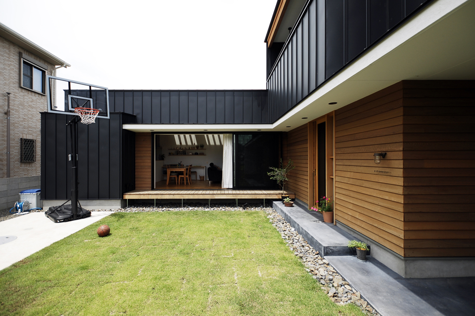 mau-nha-chu-l-2-tang-24