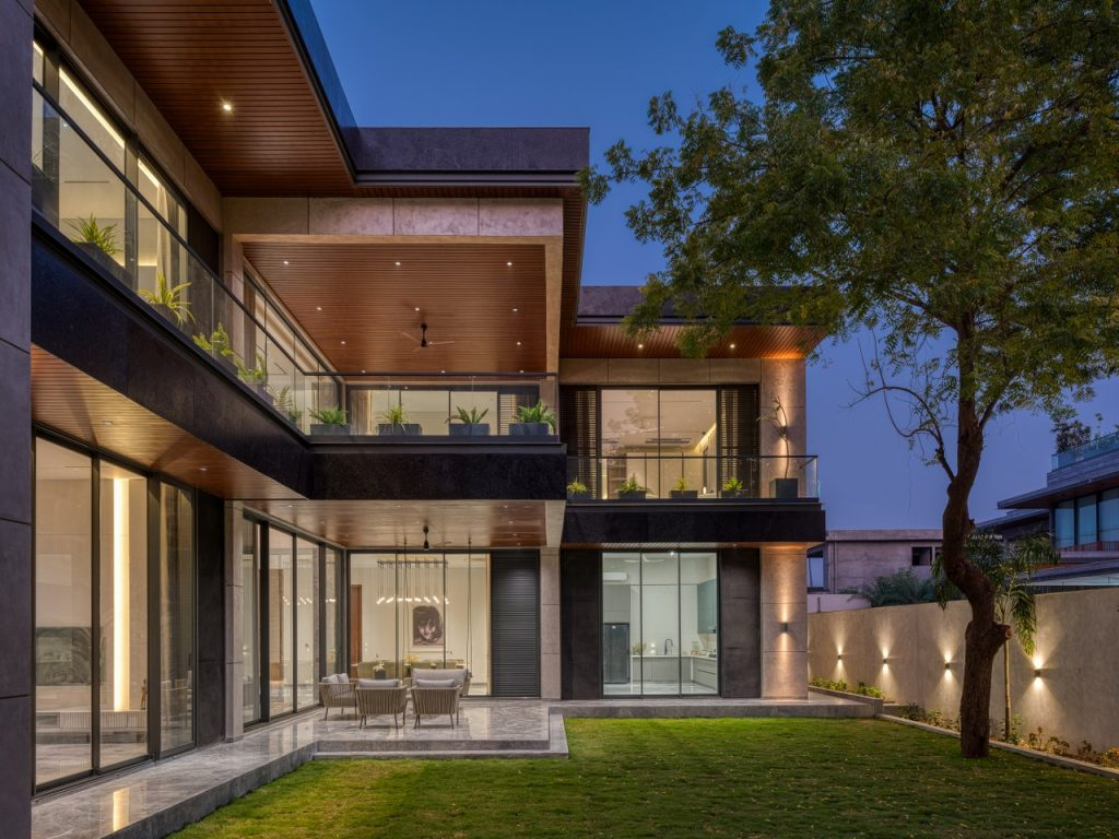 mau-thiet-ke-nha-chu-l-2-tang-80m2-14