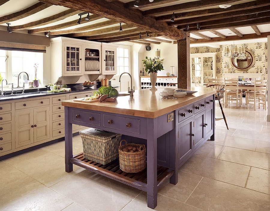 Nội thất gỗ được sử dụng phổ biến cho phòng bếp Rustic