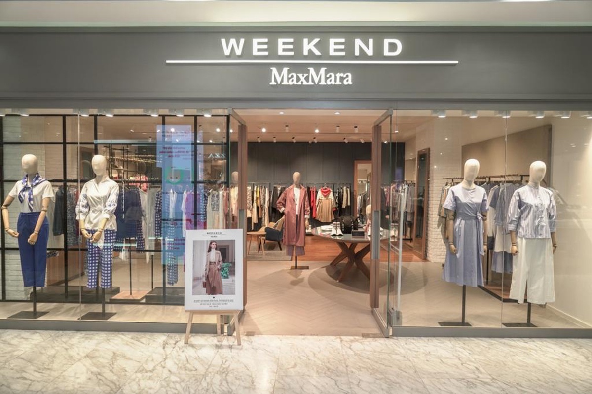 Thiết kế nội thất Shop thời trang Weekend MaxMara